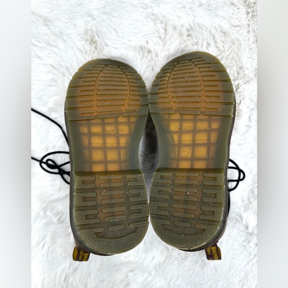 Dr. Martens 11822 Tan/Brown Leather Boots Women’s 8 39 EU NWOT - Picture 8 of 12